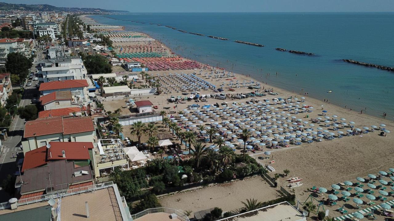 Hotel Poseidon E Nettuno